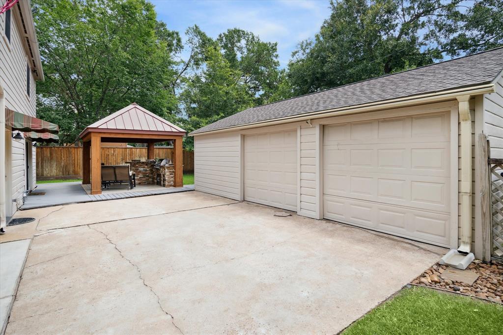 855 Azalea Street