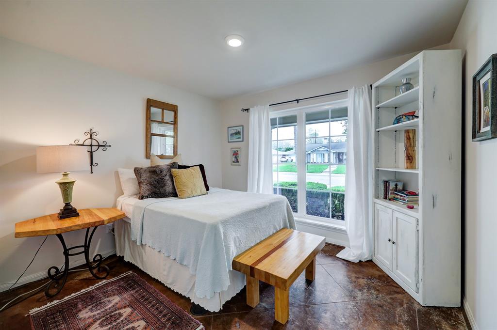 10011 Briar Rose Drive
