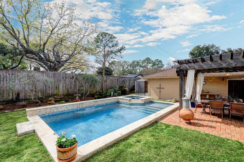 10011 Briar Rose Drive