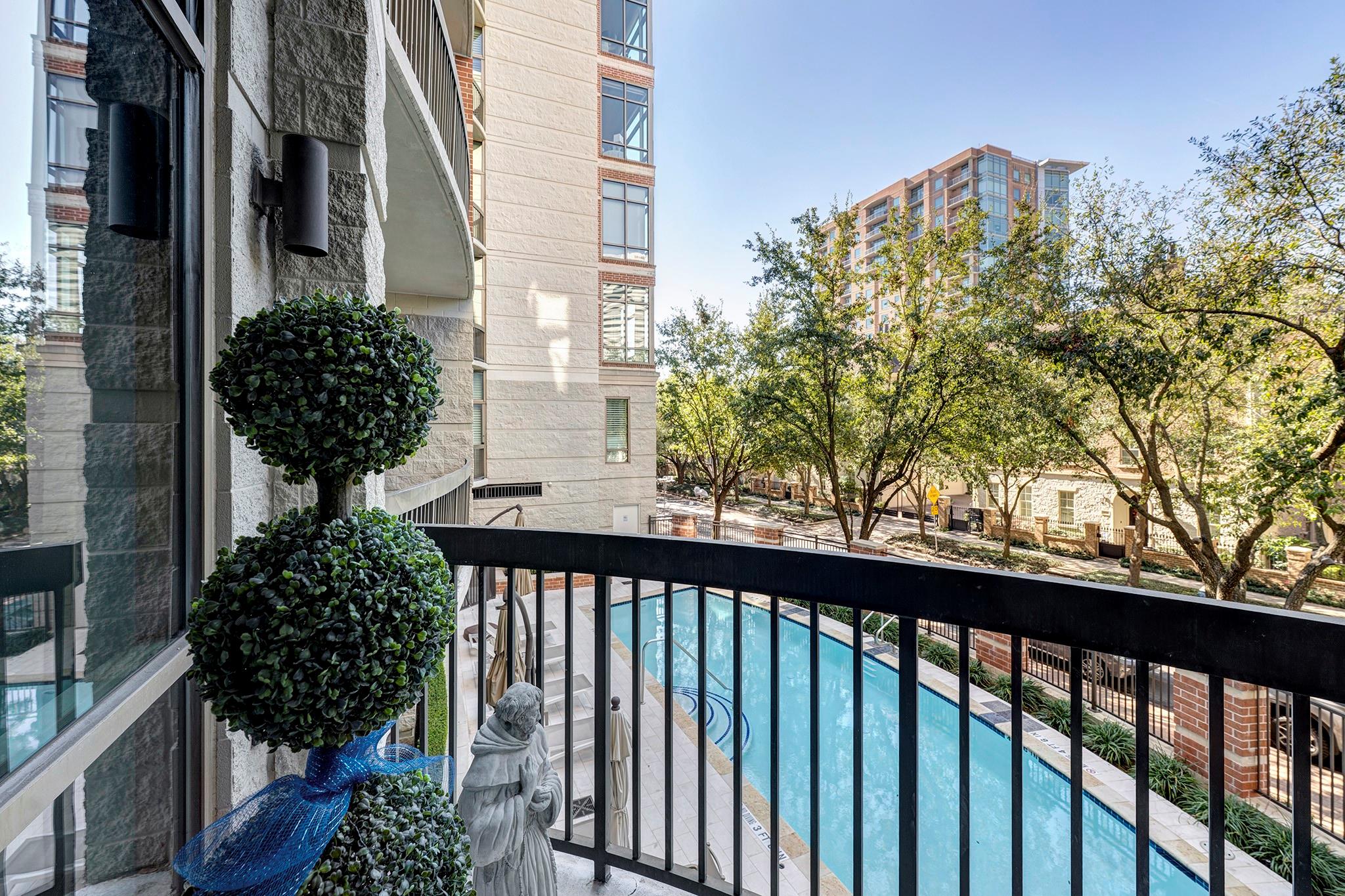 2211 Briarglen Drive # 305