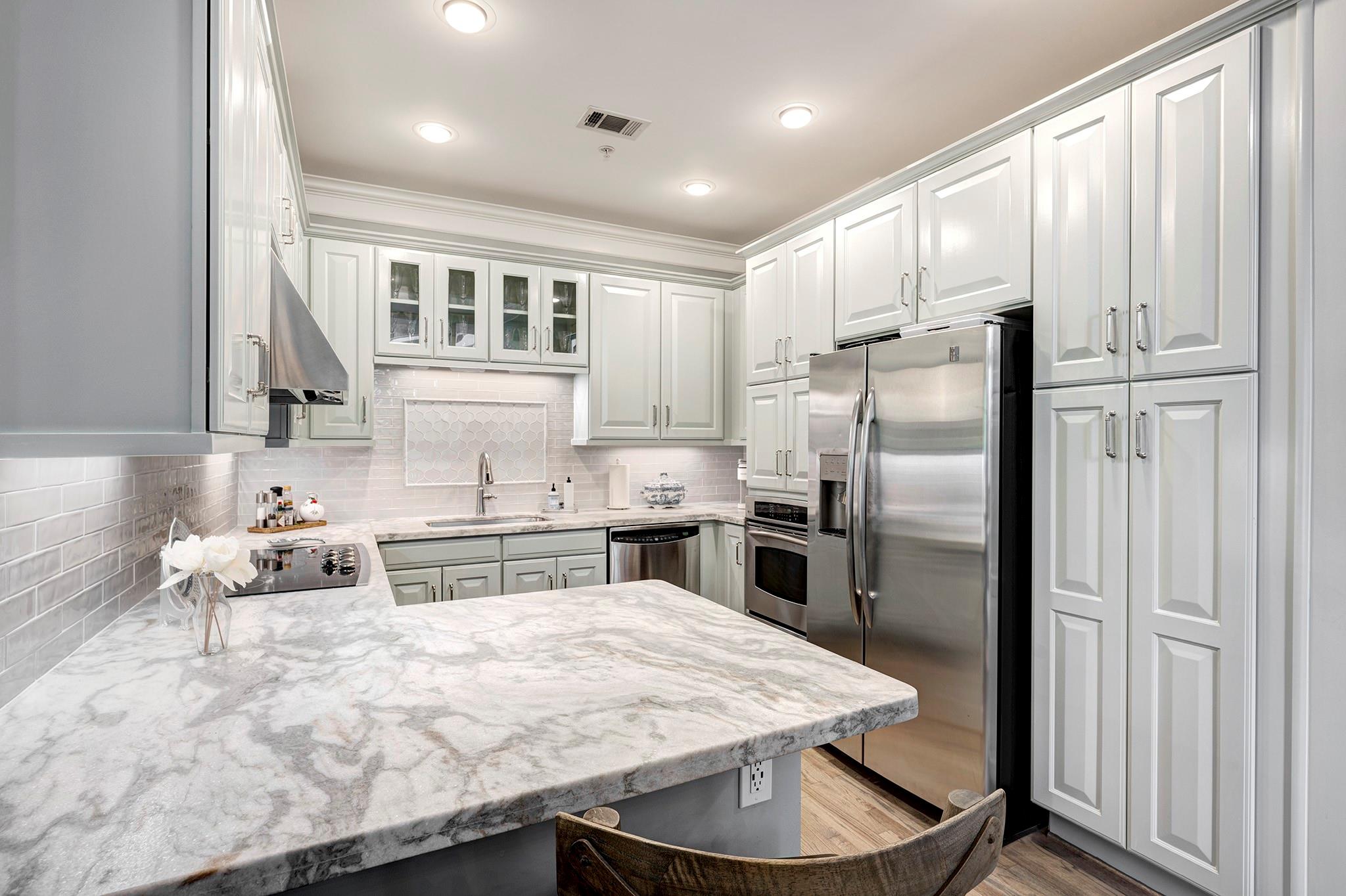 2211 Briarglen Drive # 305
