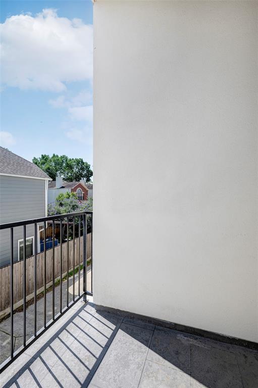 930 W 22nd Street