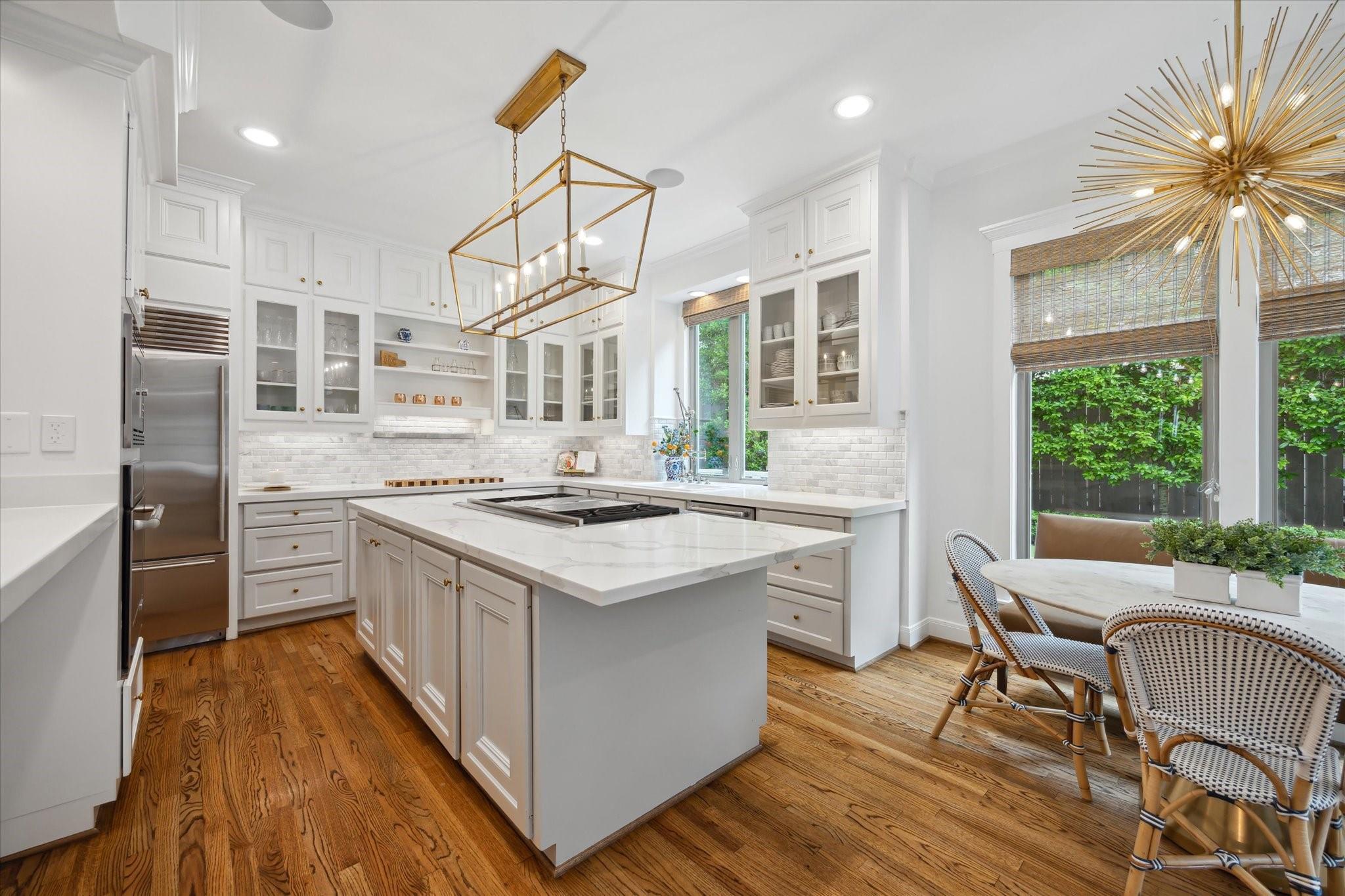 4122 University Boulevard