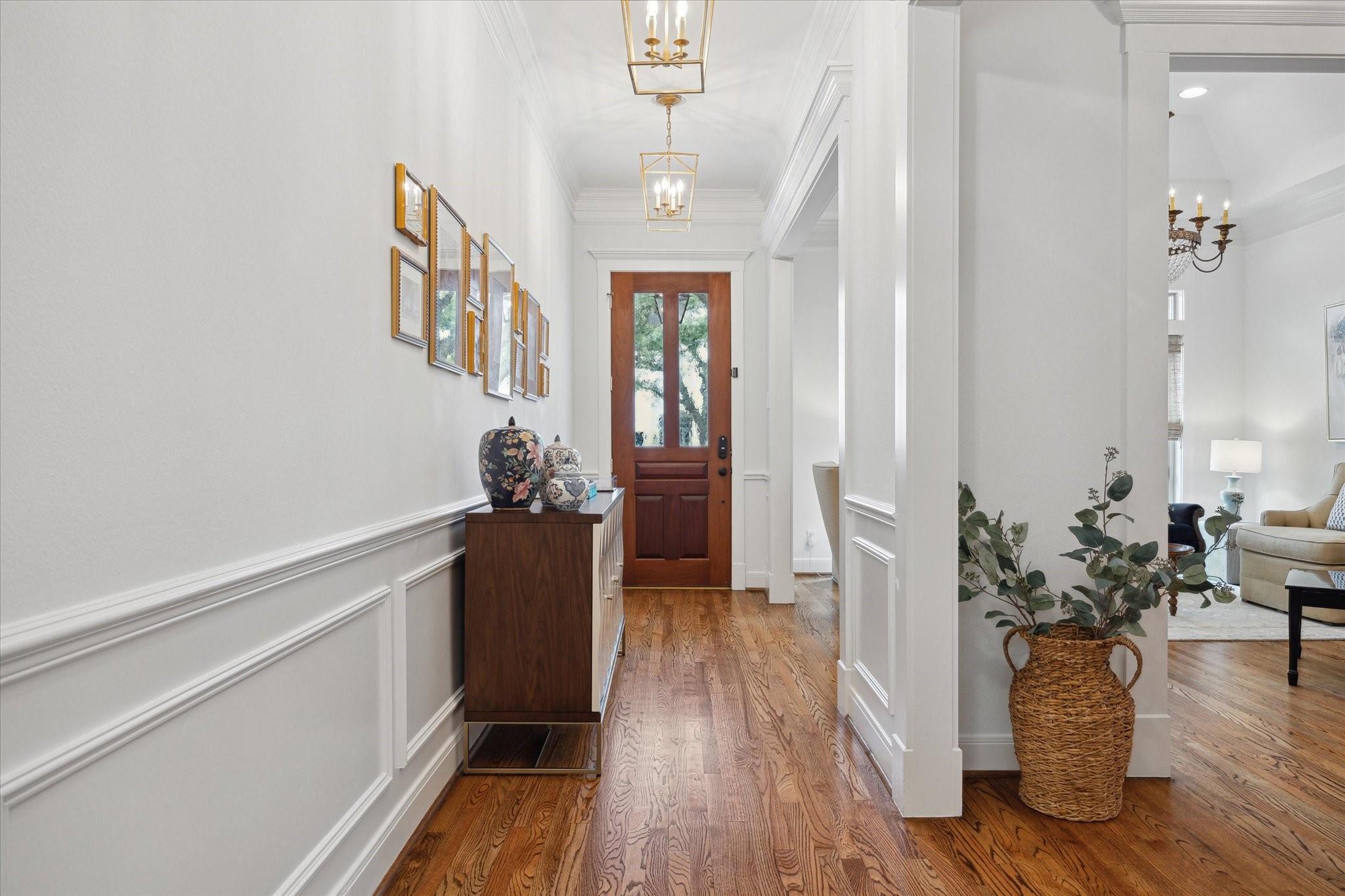 4122 University Boulevard