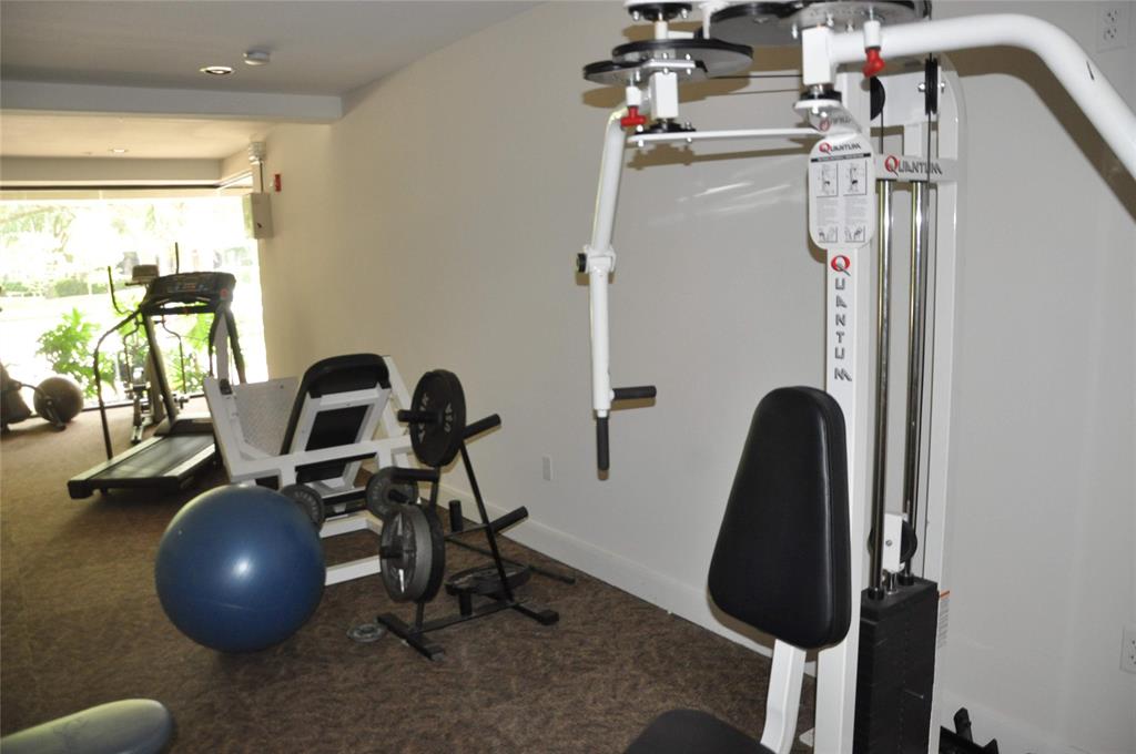 510 Lovett Boulevard # 201