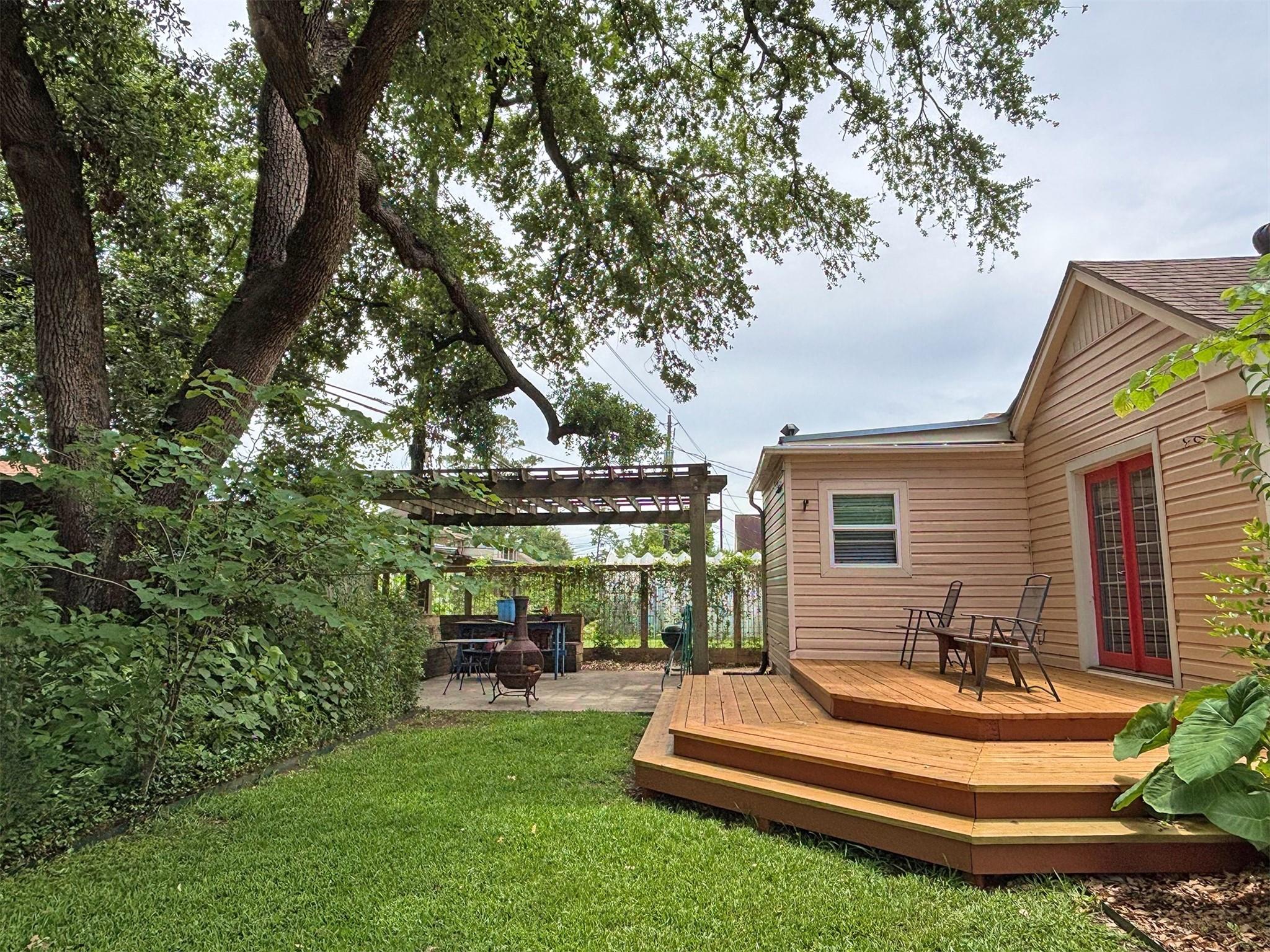 6719 Meadowlawn Street