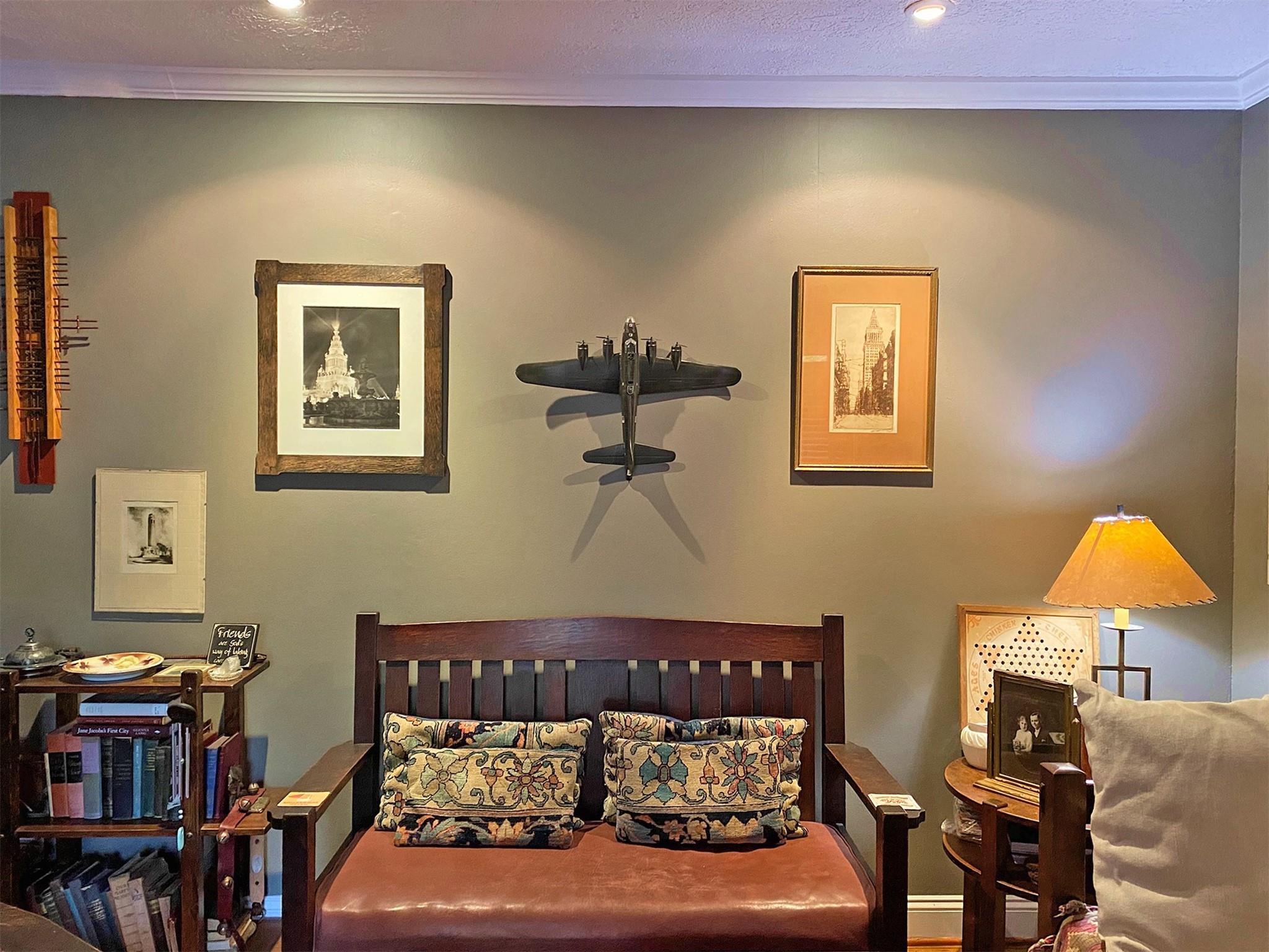 6719 Meadowlawn Street