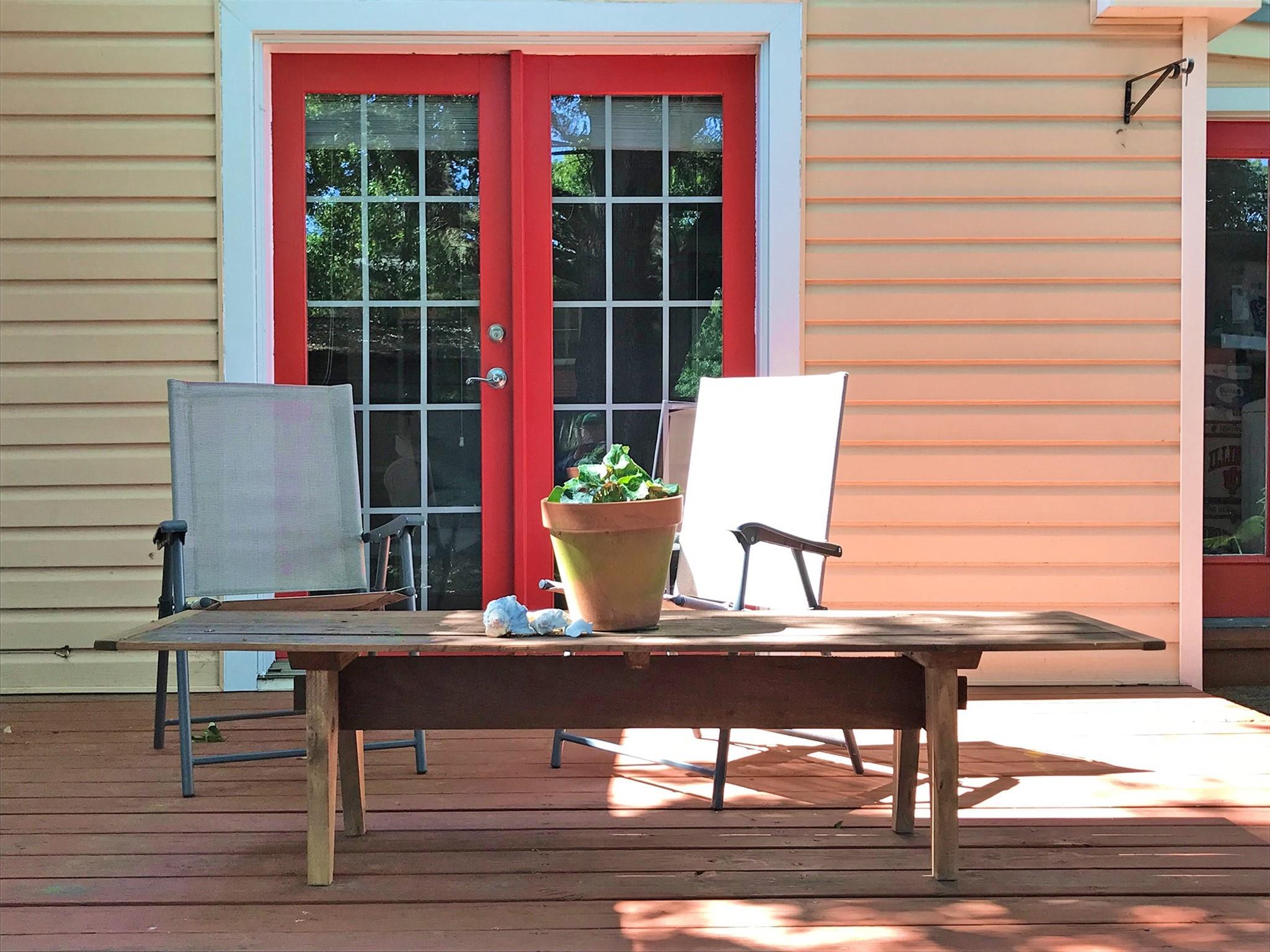 6719 Meadowlawn Street