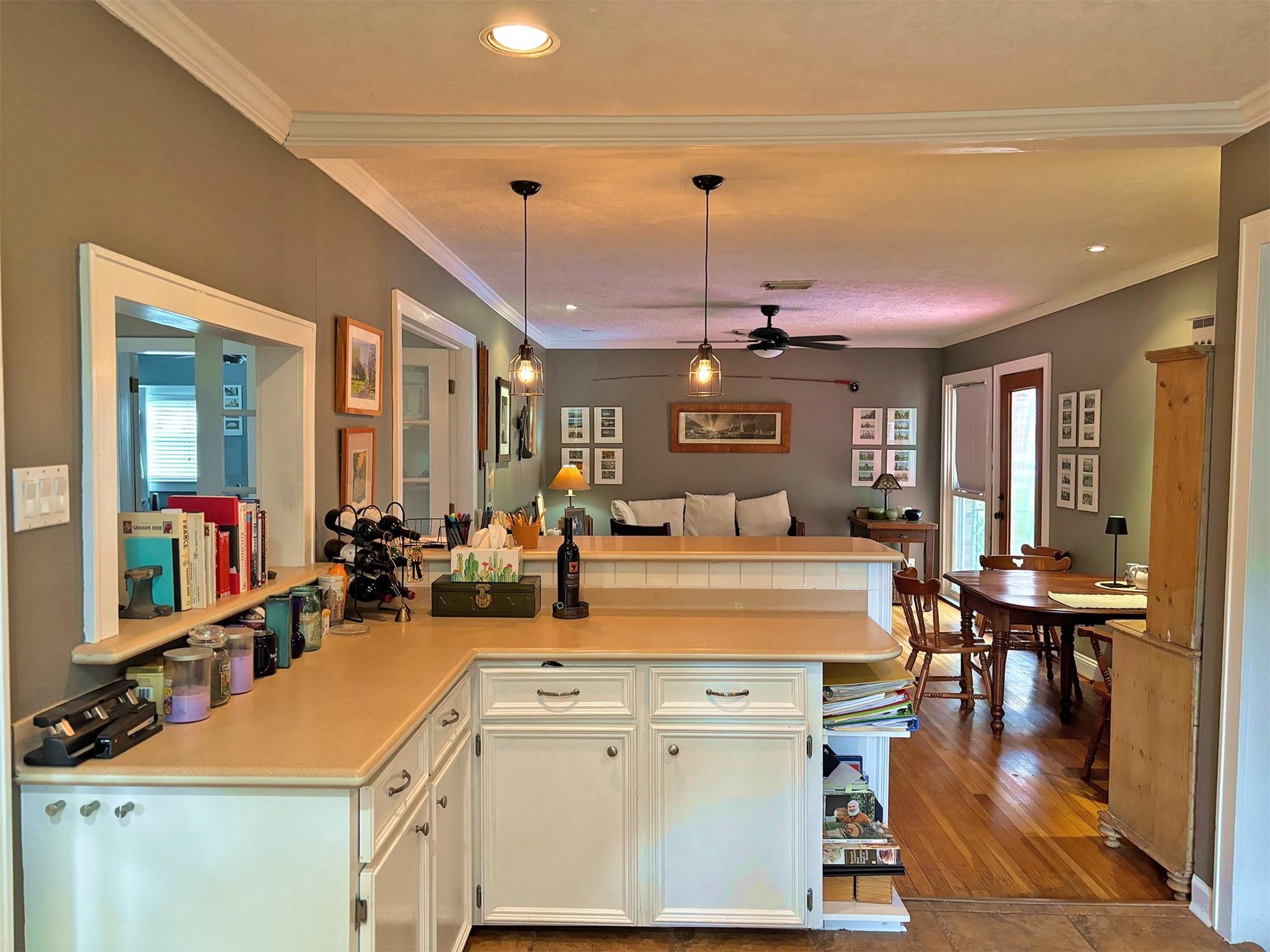 6719 Meadowlawn Street