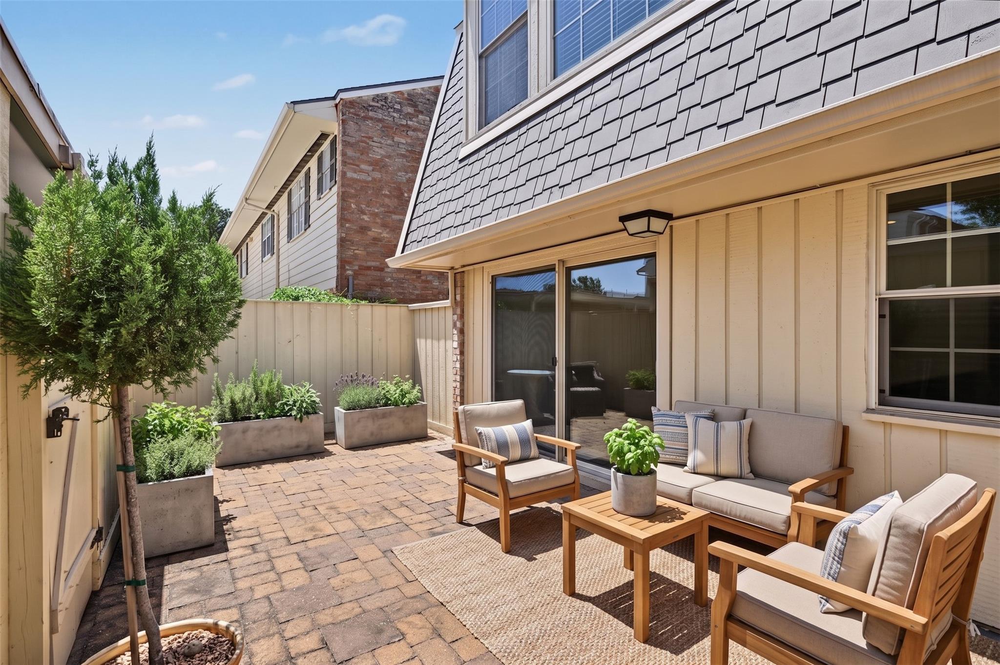 5879 Valley Forge Drive # 107