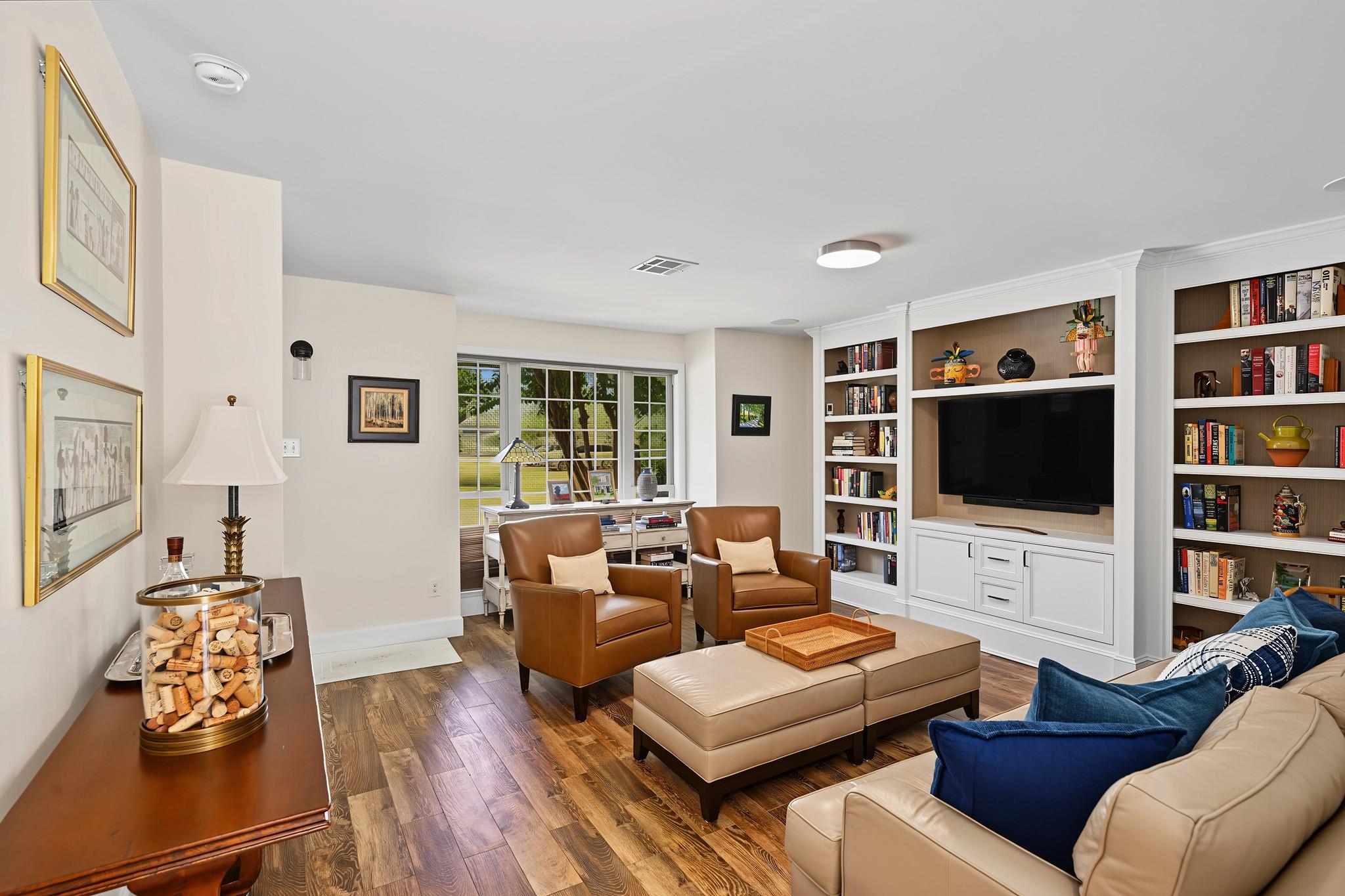 5879 Valley Forge Drive # 107