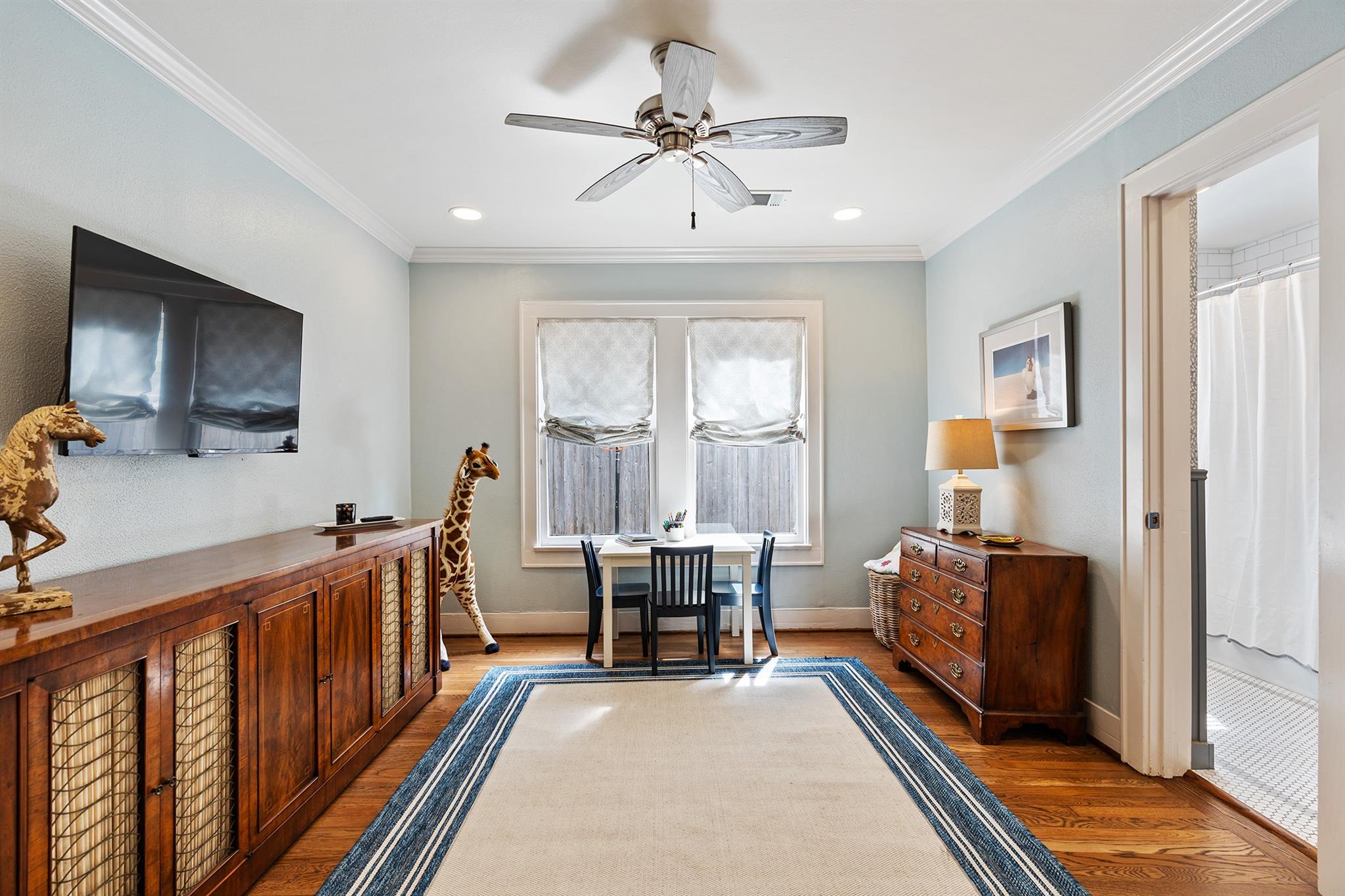 2206 Sul Ross Street