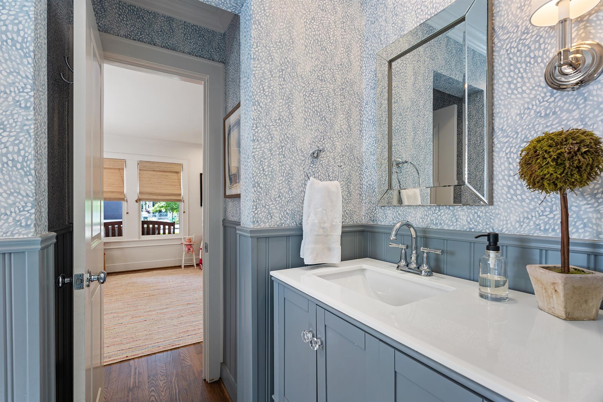 2206 Sul Ross Street