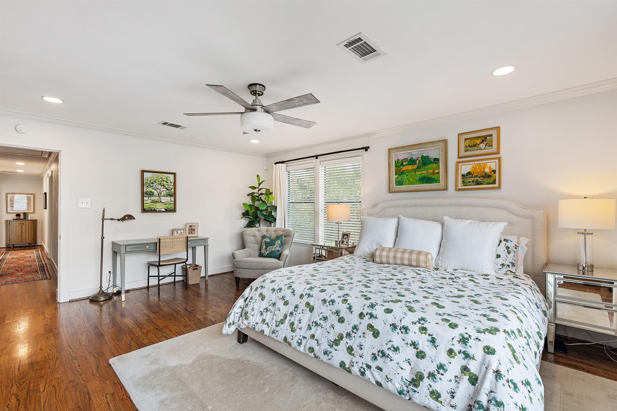 2206 Sul Ross Street