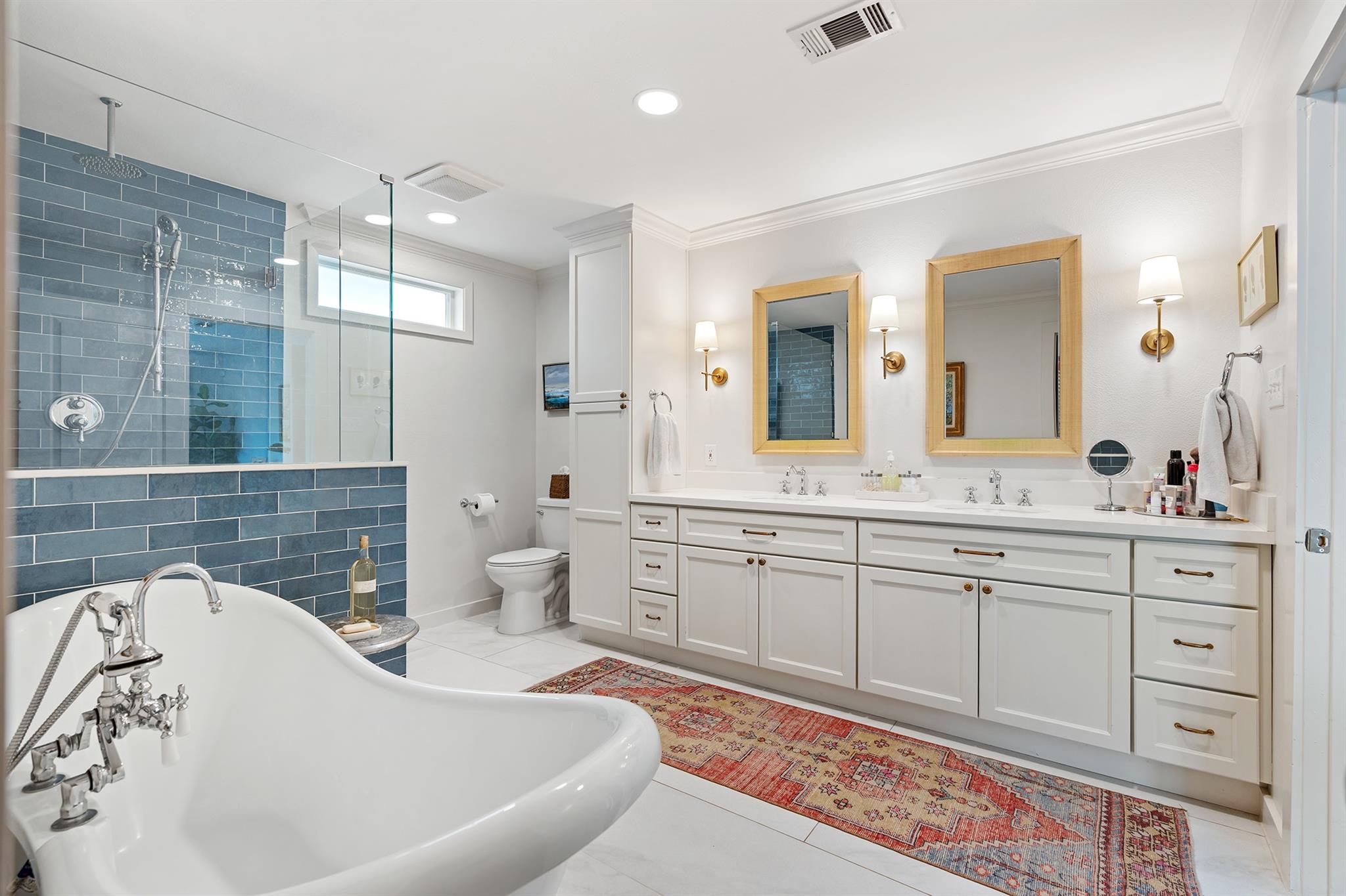 2206 Sul Ross Street