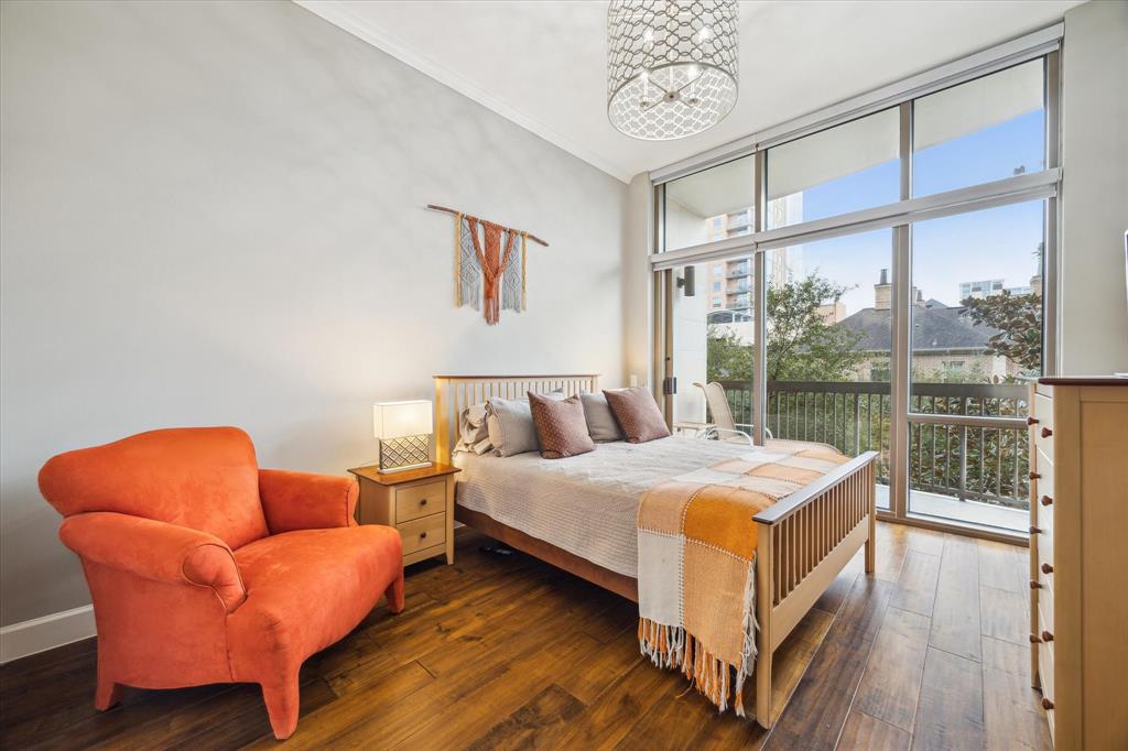 2211 Briarglen Drive # 409