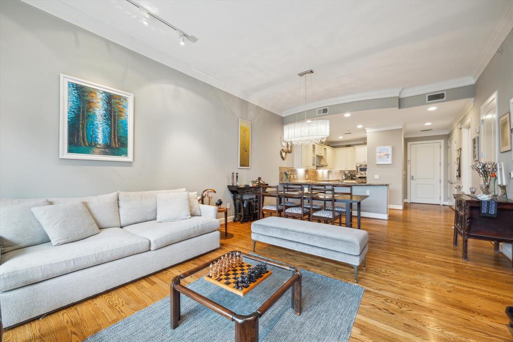 2211 Briarglen Drive # 409