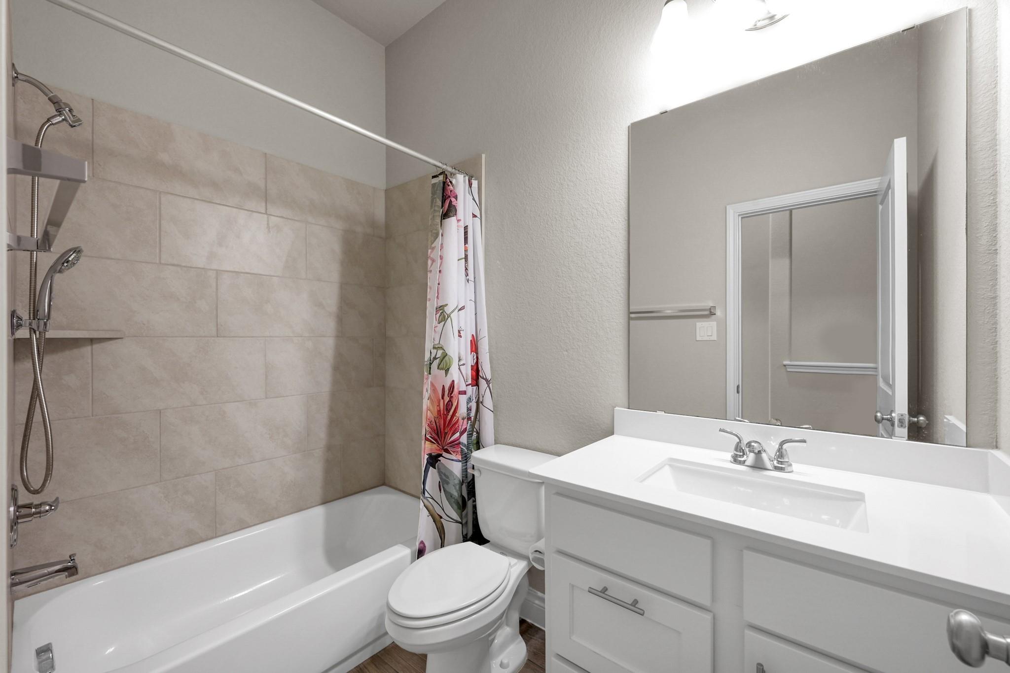 8121 Tyrell Heights Drive