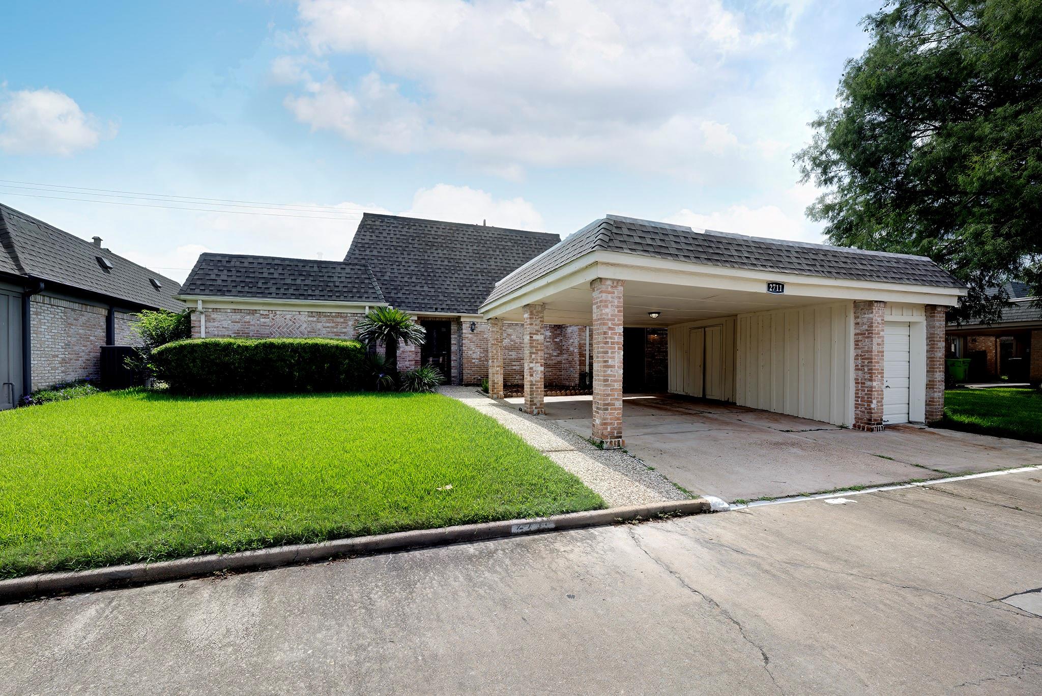 2711 Olympia Drive