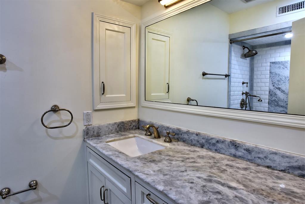 811 Lovett Boulevard # 14