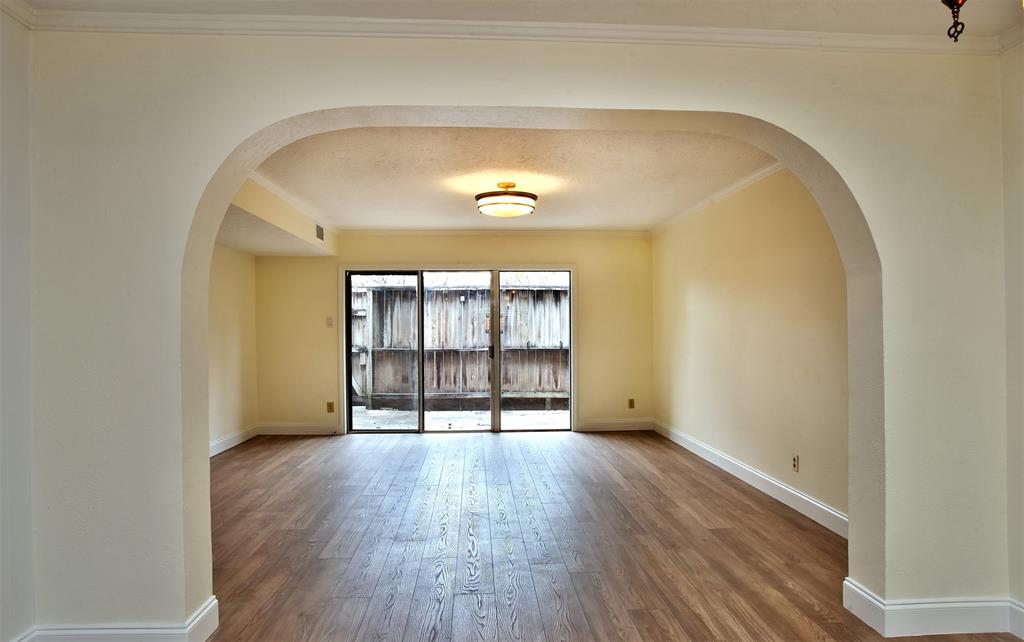 811 Lovett Boulevard # 14