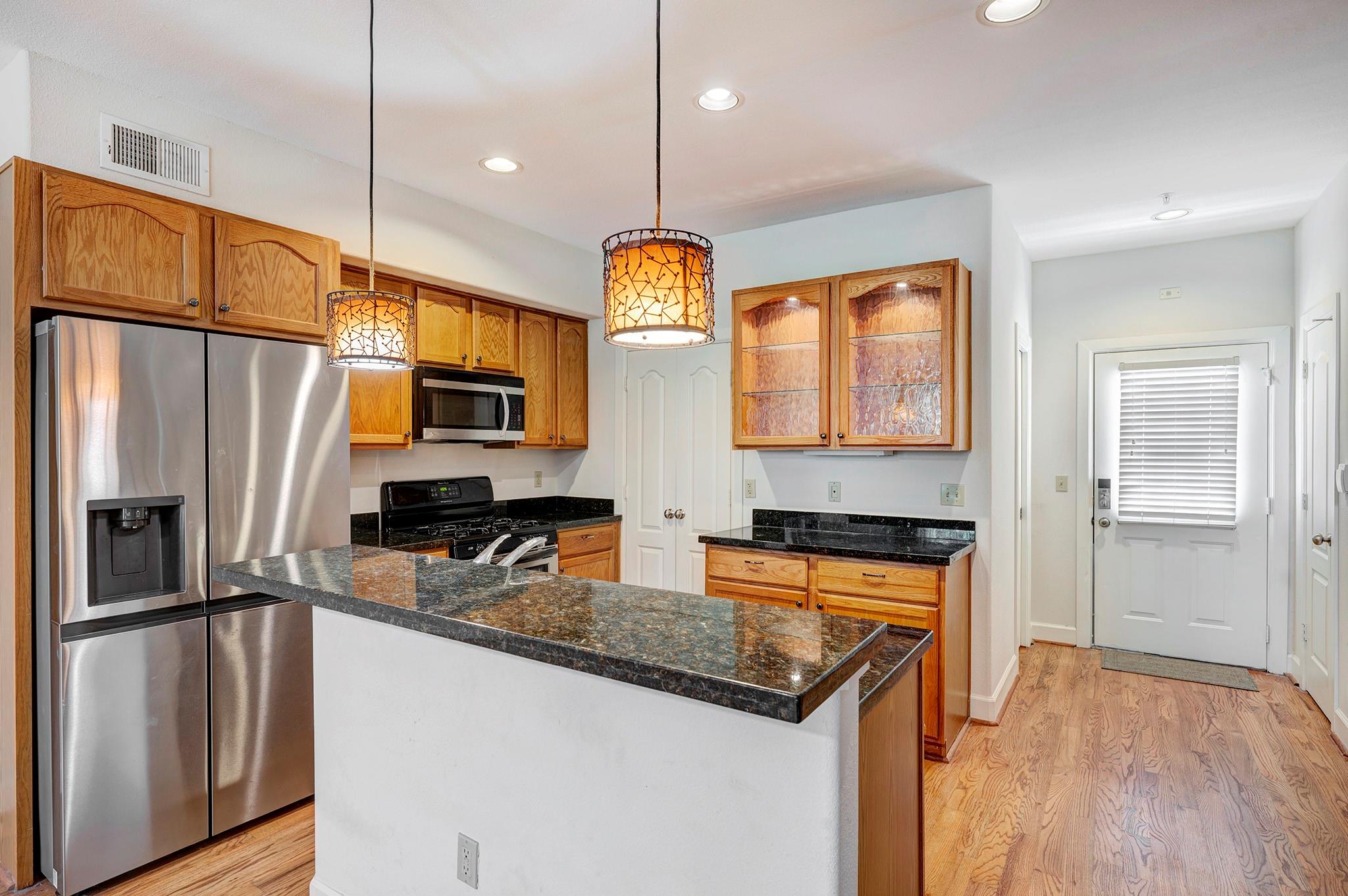 1602 Elgin Street # 13