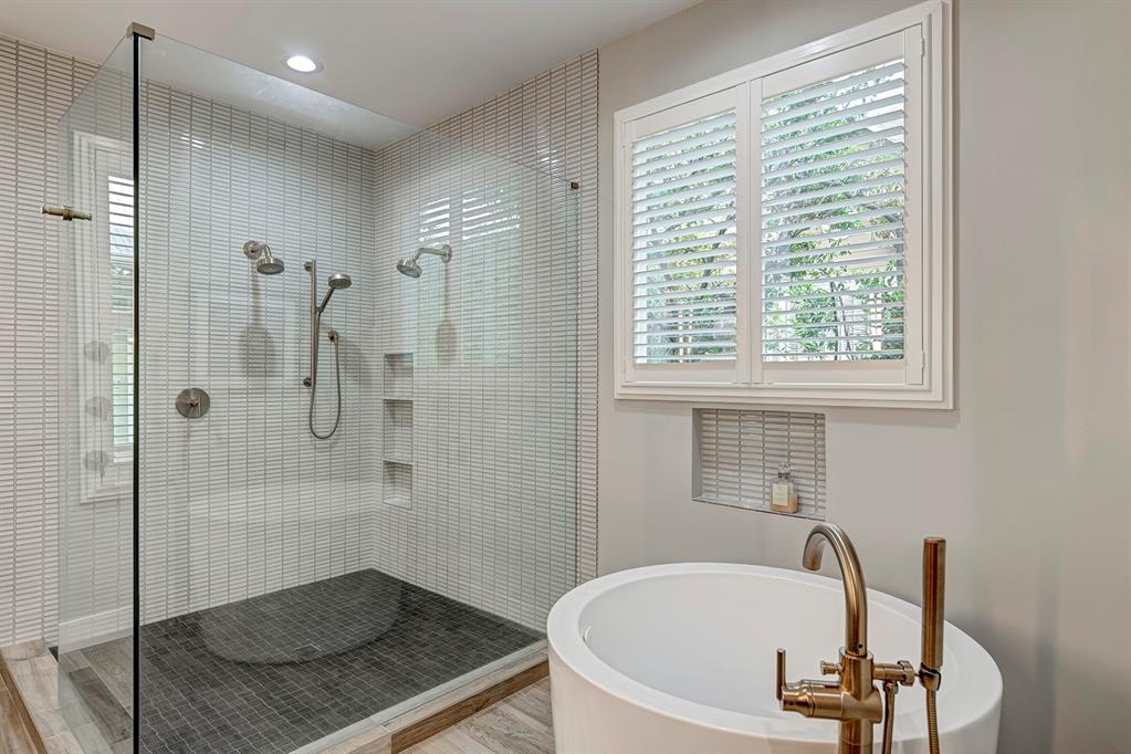 1546 Rutland And 242 W 16th Street
