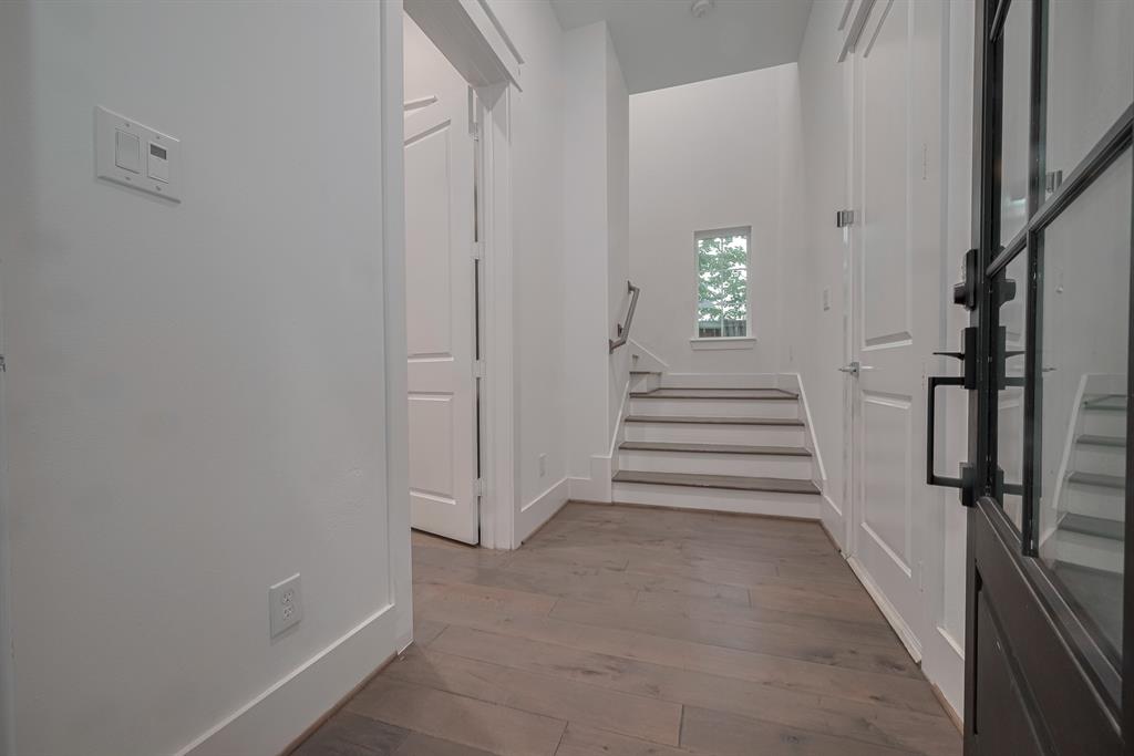 1203 W 24th Street