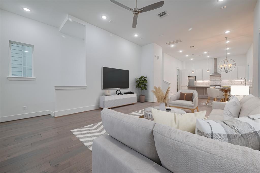 1203 W 24th Street