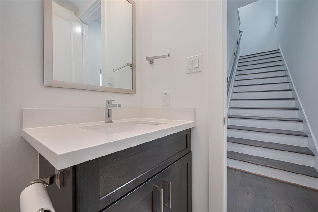 1203 W 24th Street