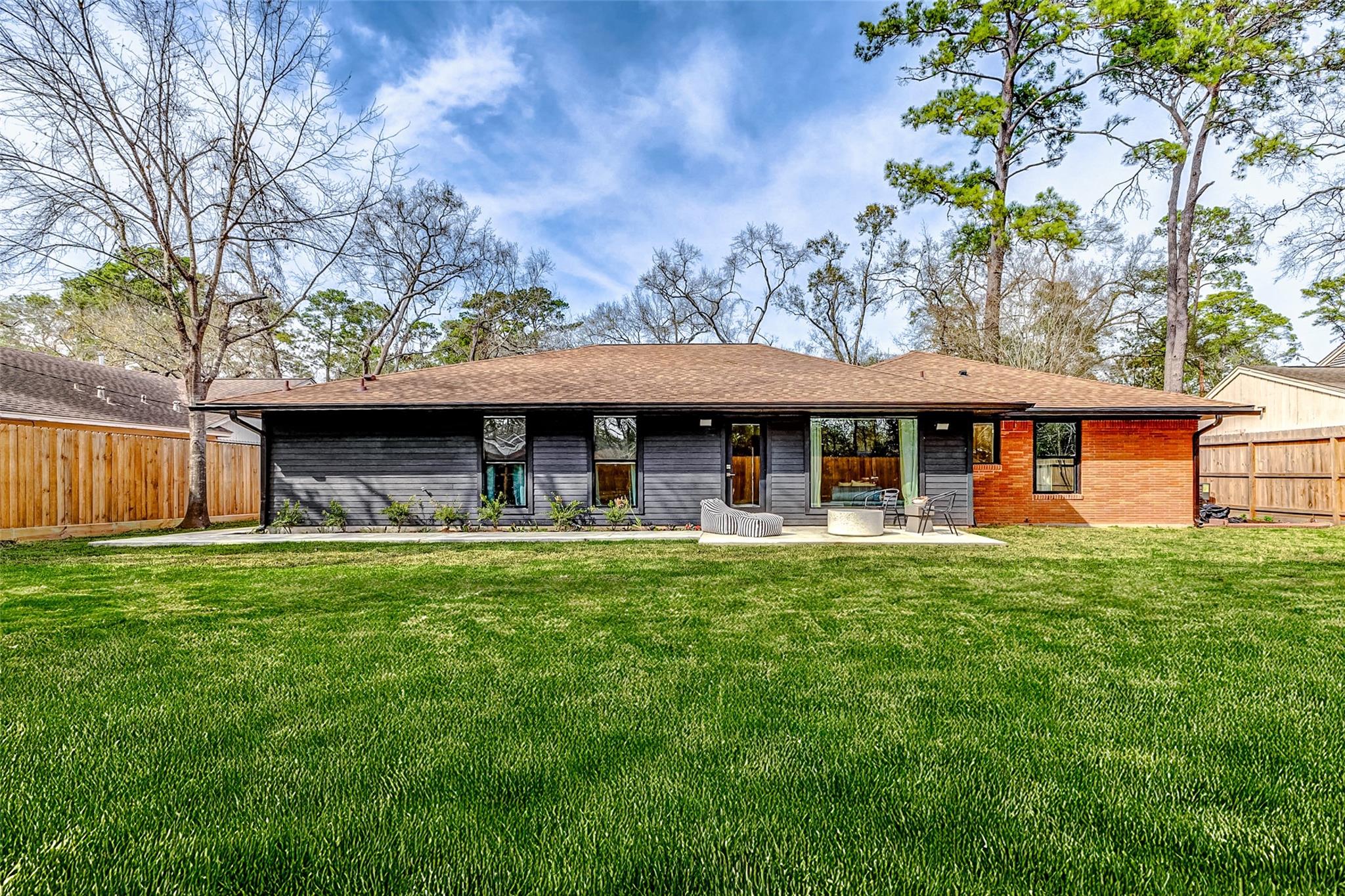 9805 Warwana Road