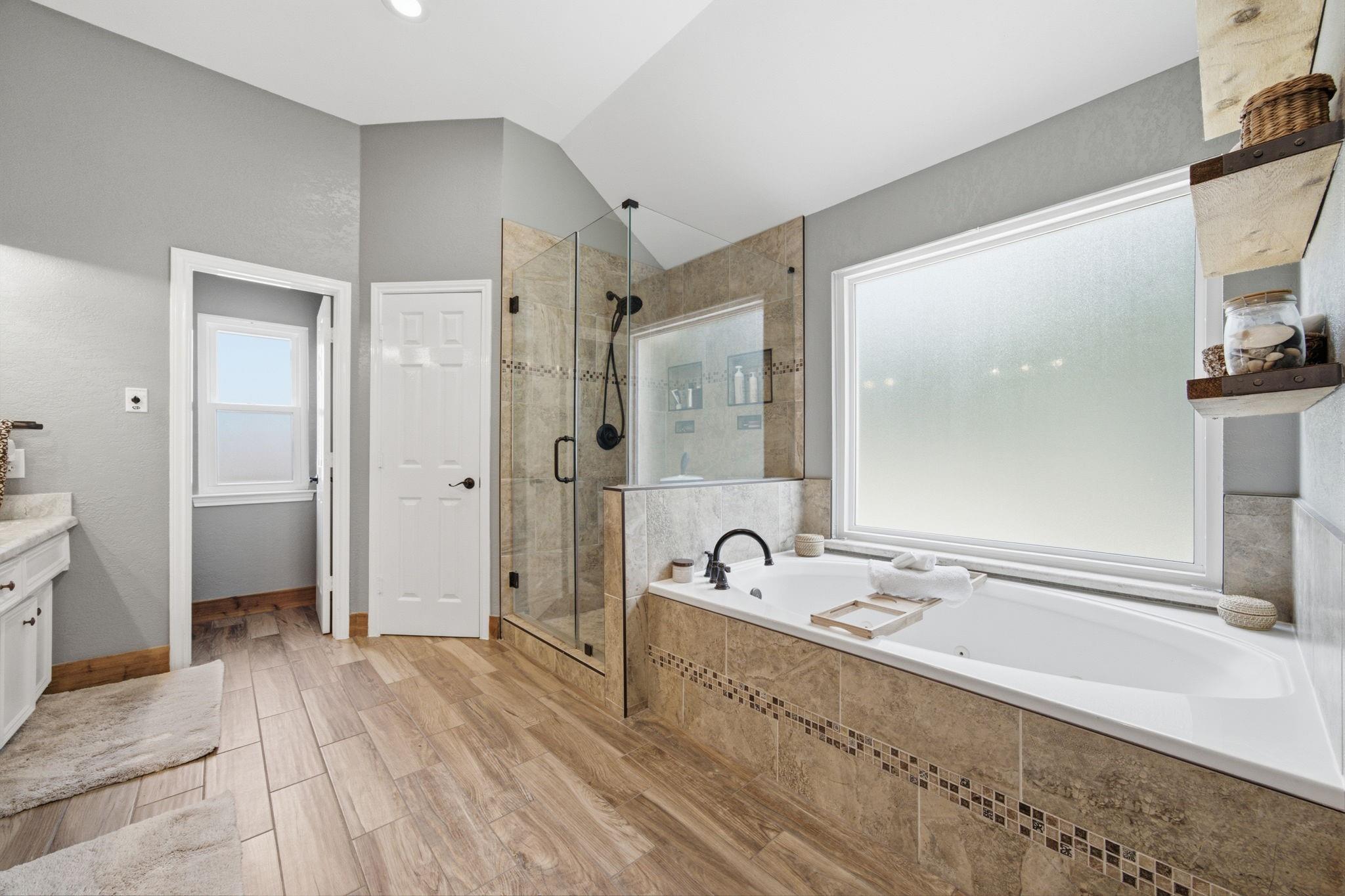 2211 Crimson Cove Court