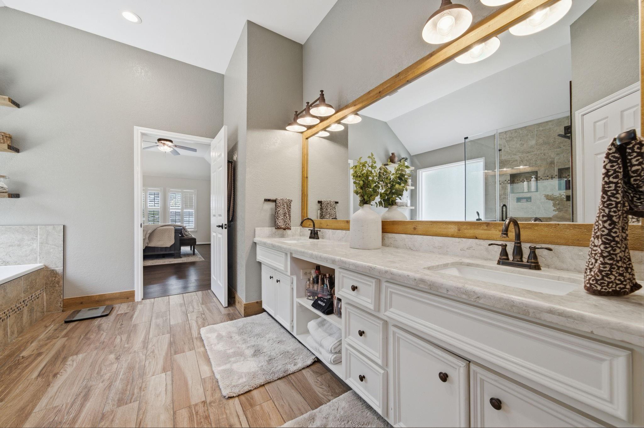 2211 Crimson Cove Court