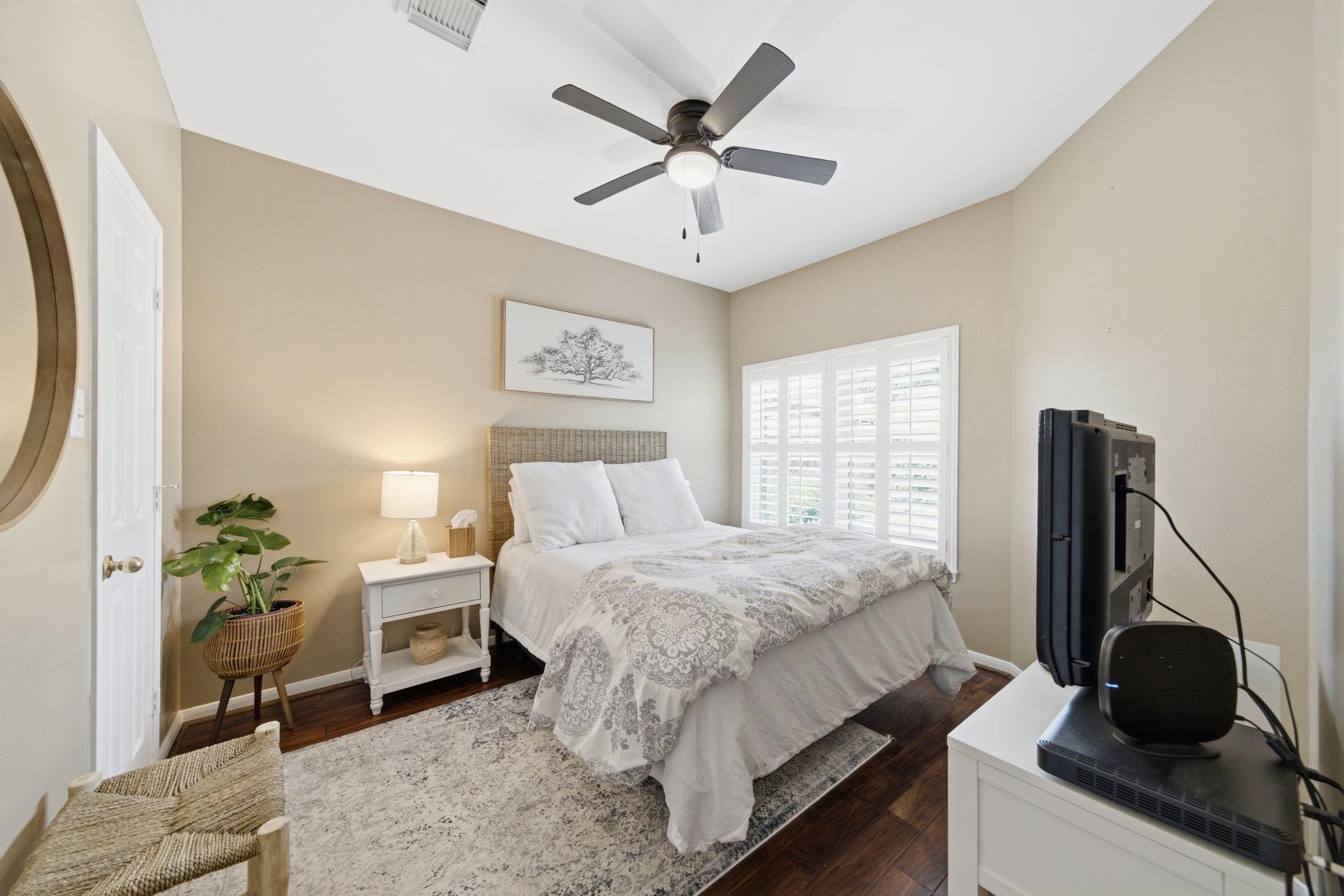 2211 Crimson Cove Court