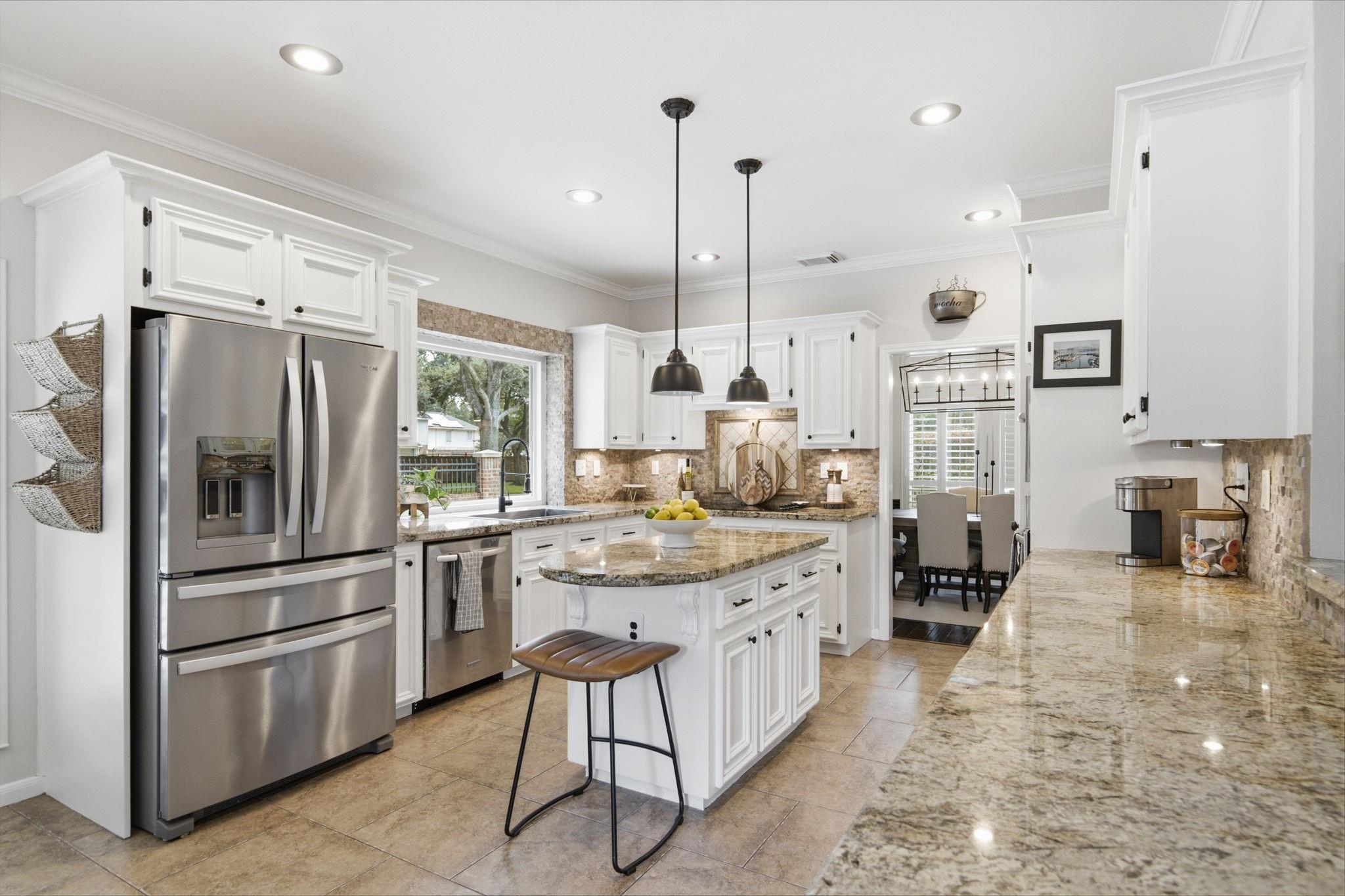 2211 Crimson Cove Court
