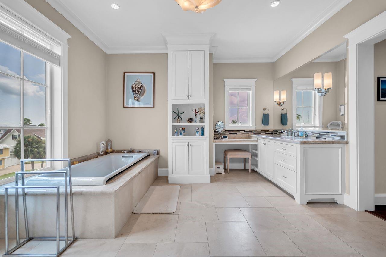 3509 Petite Circle
