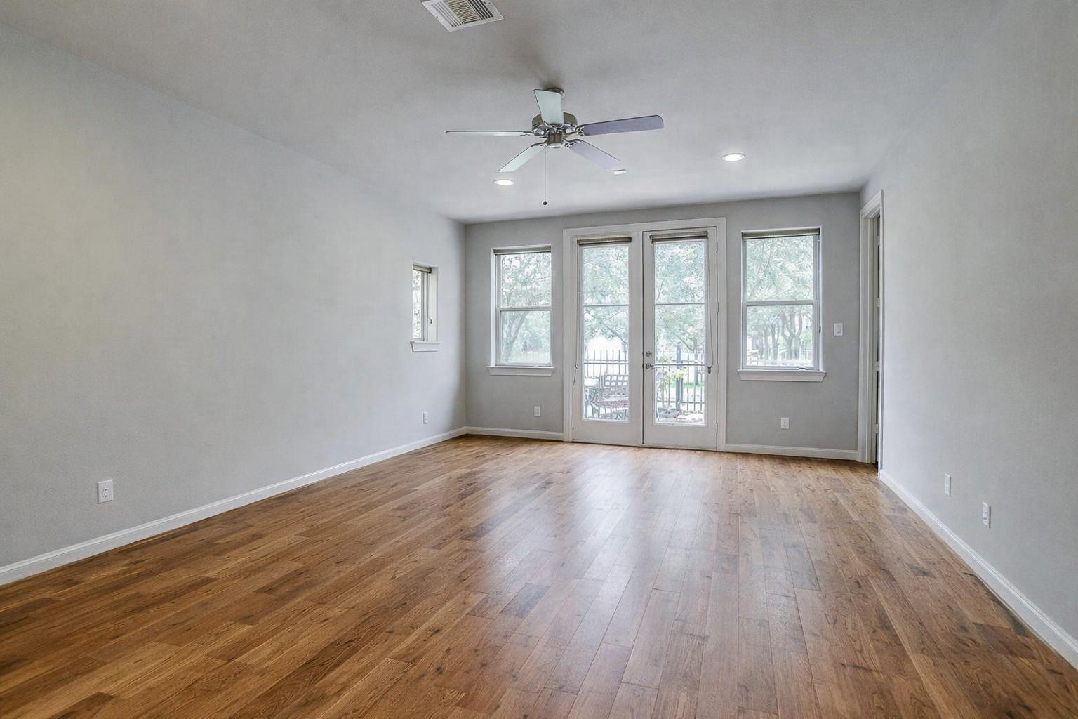 10912 Wrenwood Park