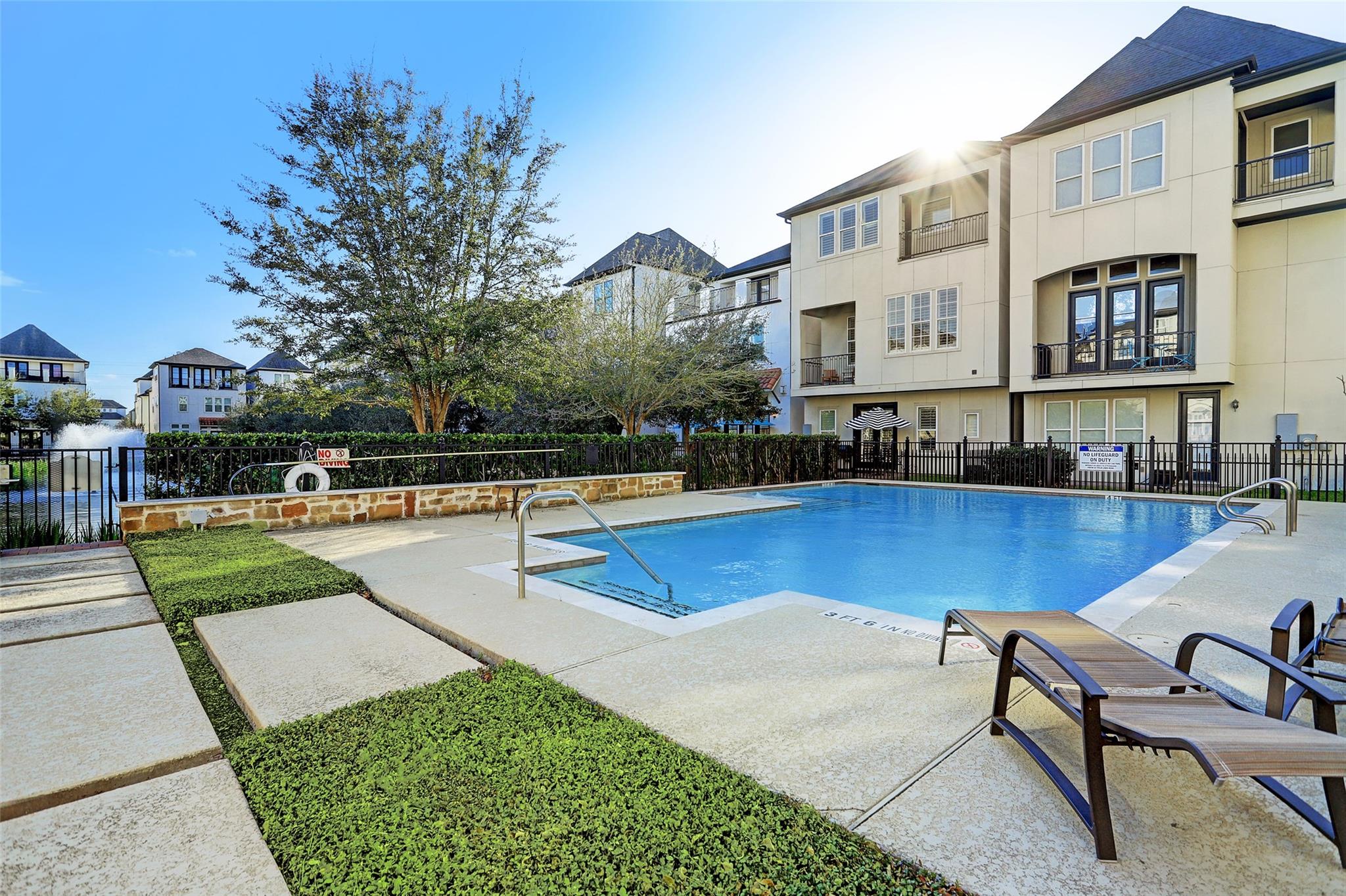 10912 Wrenwood Park