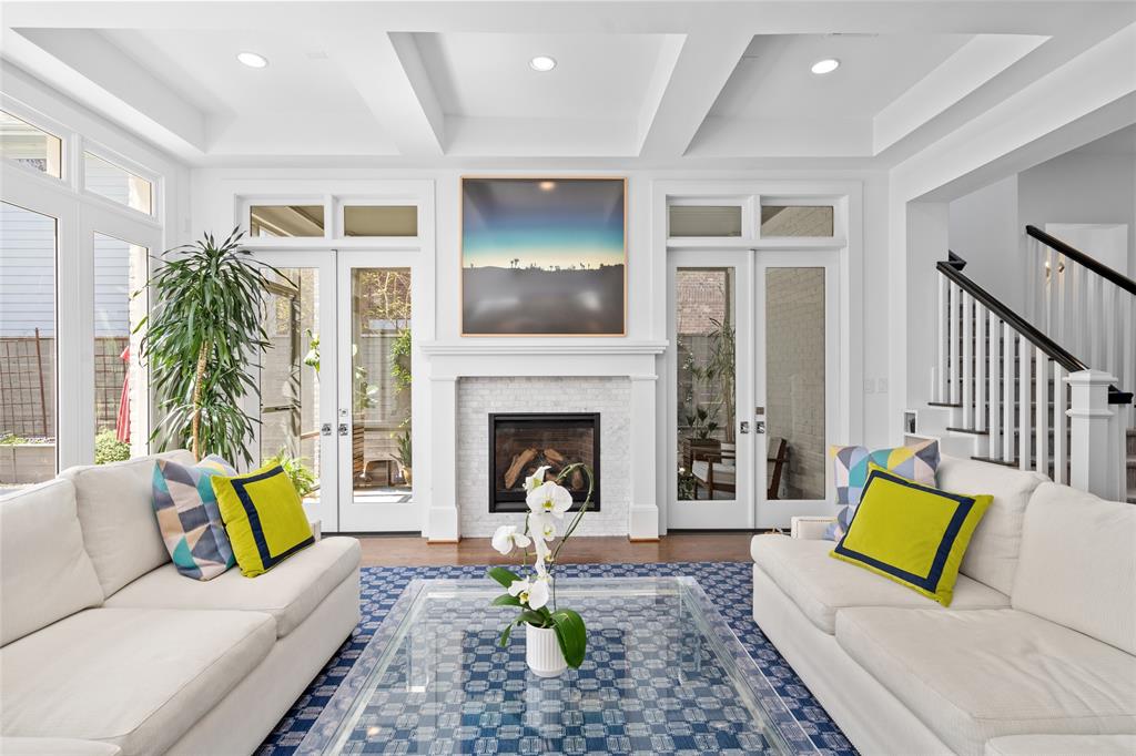 2519 Swift Boulevard