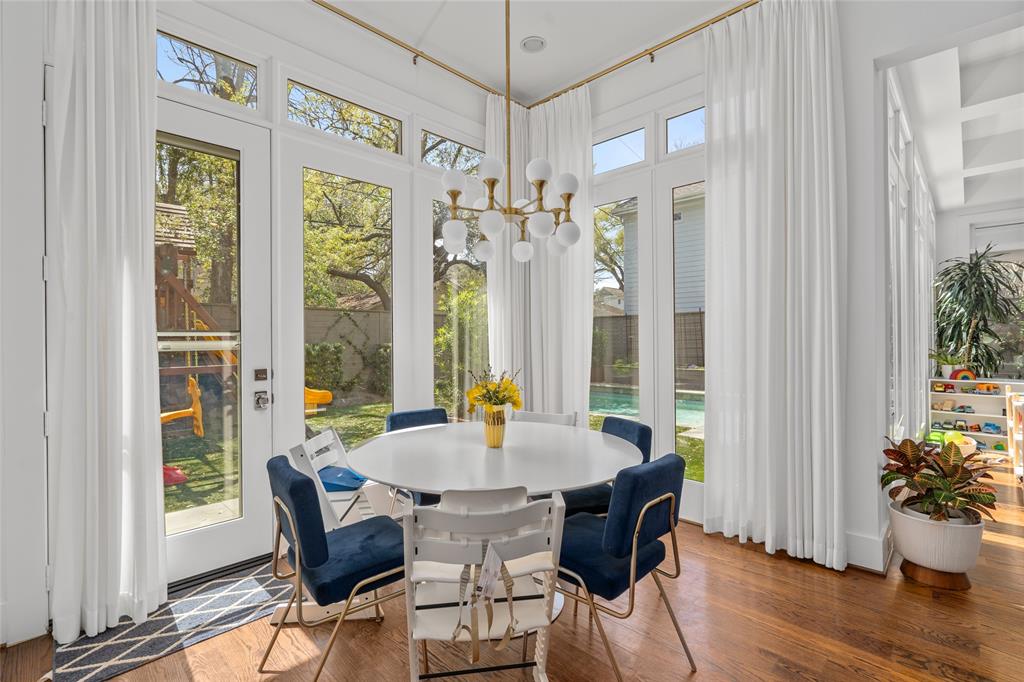 2519 Swift Boulevard