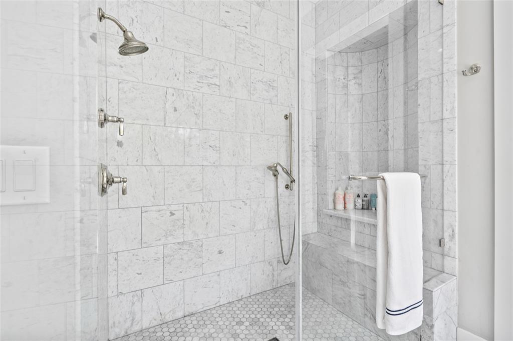 2519 Swift Boulevard