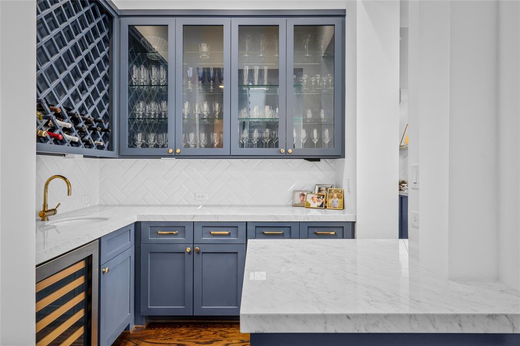 2519 Swift Boulevard