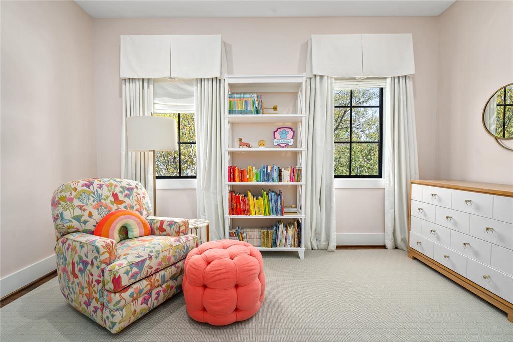 2519 Swift Boulevard