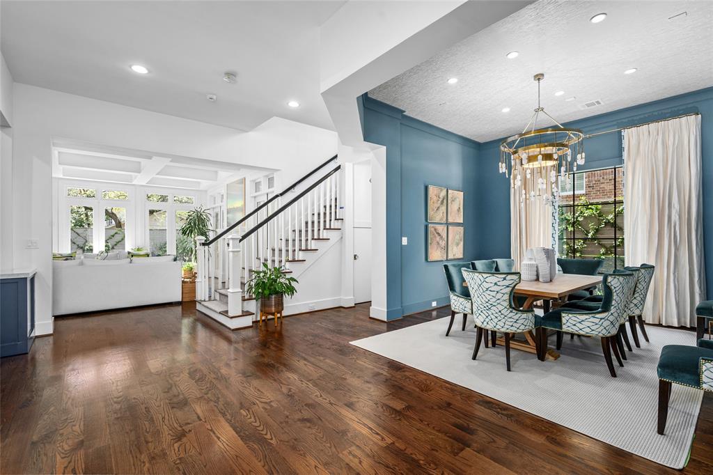 2519 Swift Boulevard