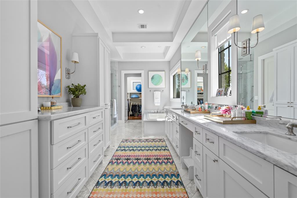 2519 Swift Boulevard