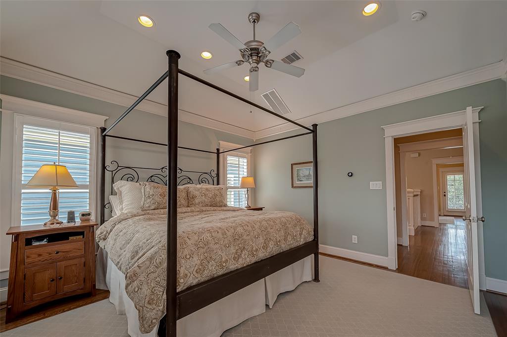 528 W 23rd Street