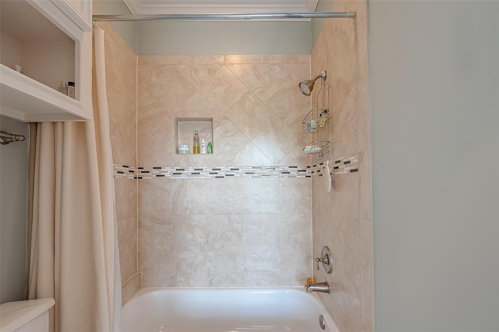 528 W 23rd Street