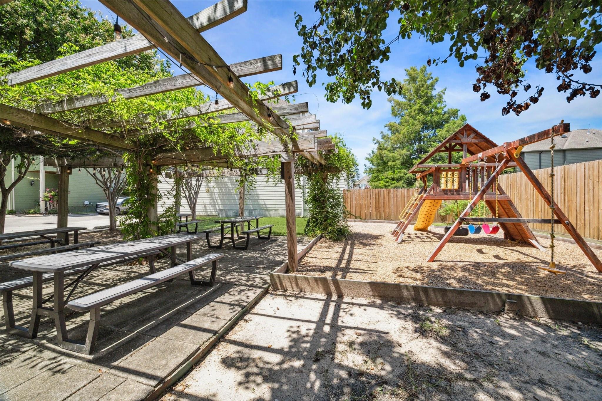 818 Garden Trace Lane