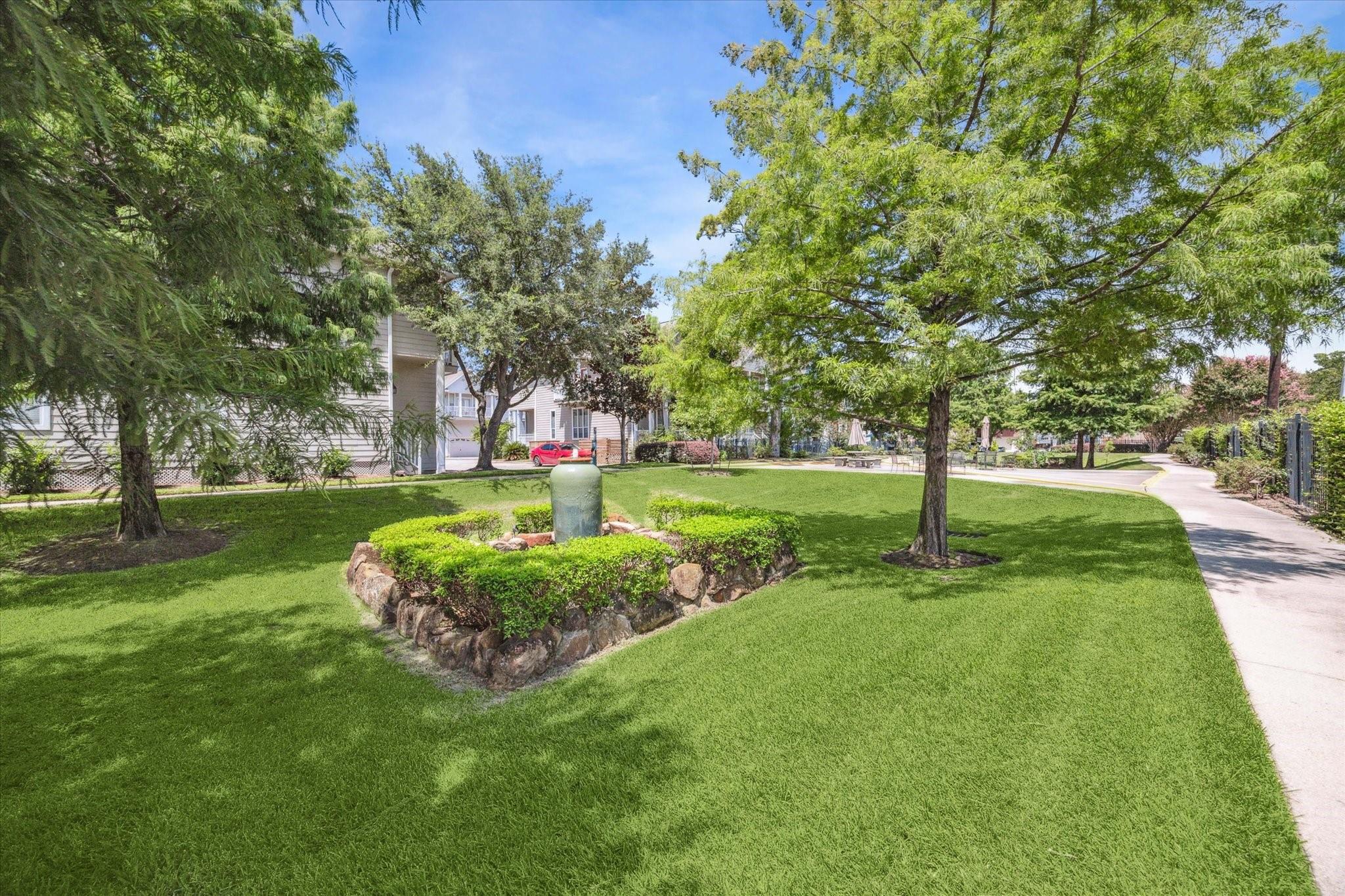 818 Garden Trace Lane