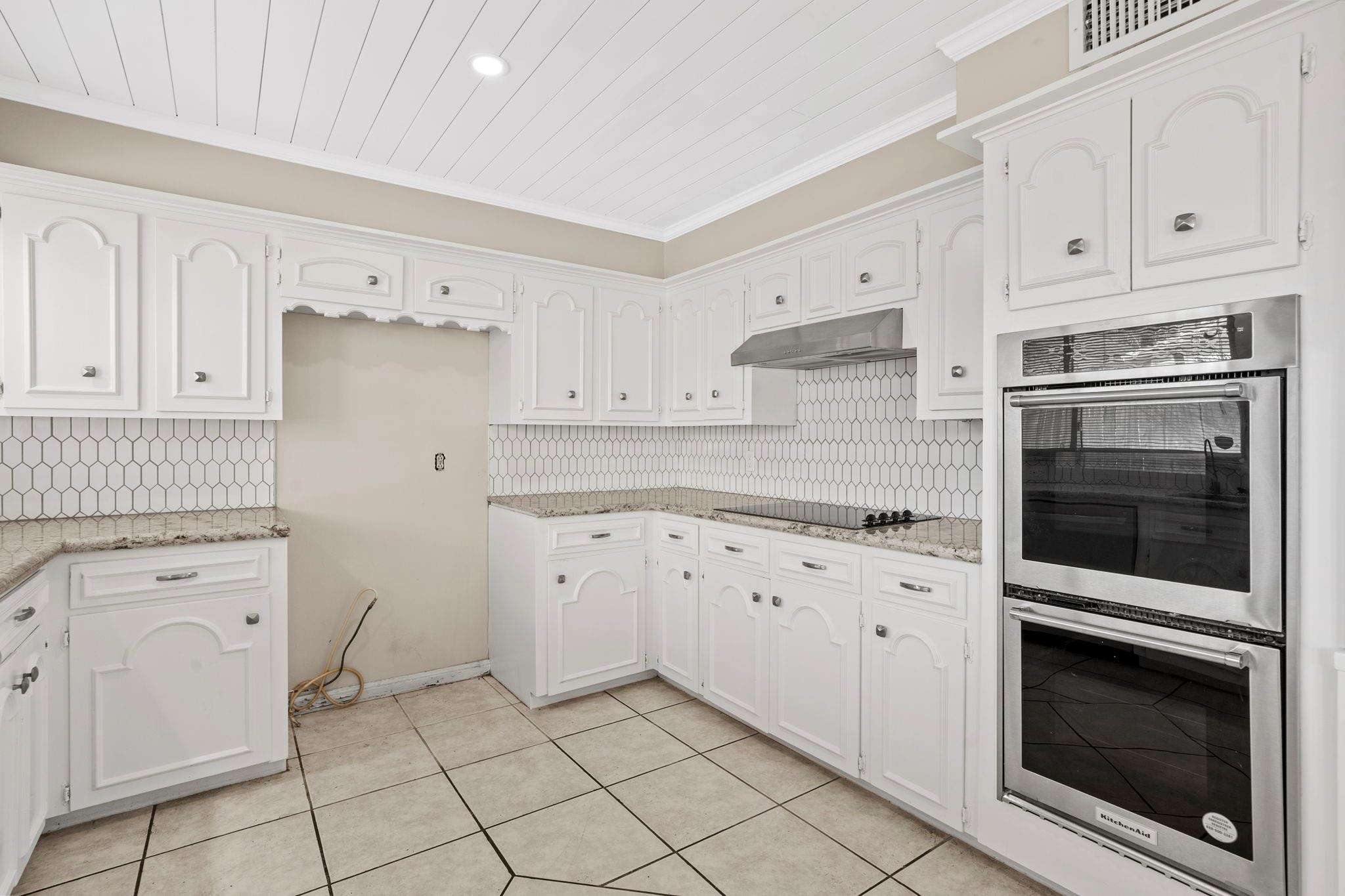 805 Chevy Chase Circle